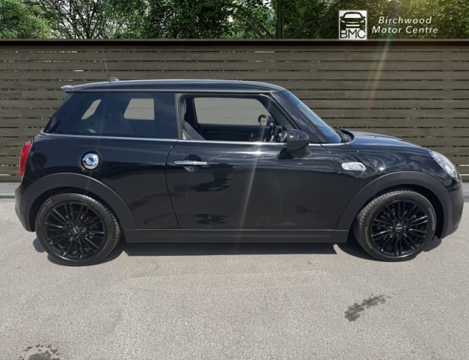 2025 Mini Hatch