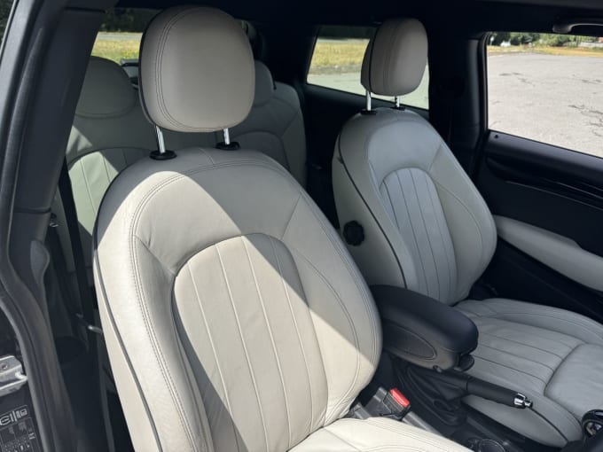 2025 Mini Hatch
