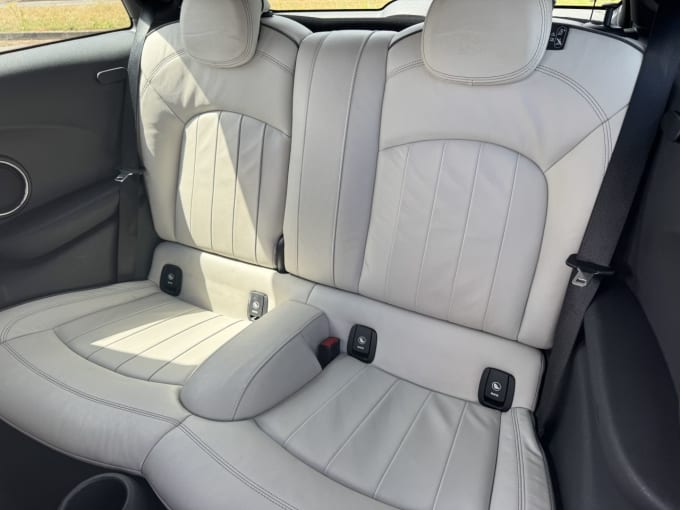 2025 Mini Hatch