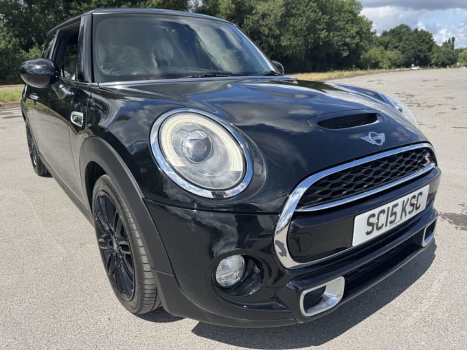 2025 Mini Hatch