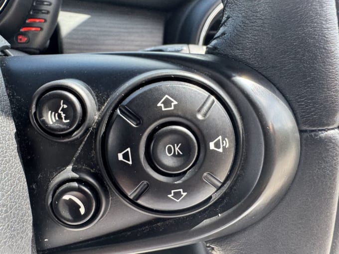 2025 Mini Hatch