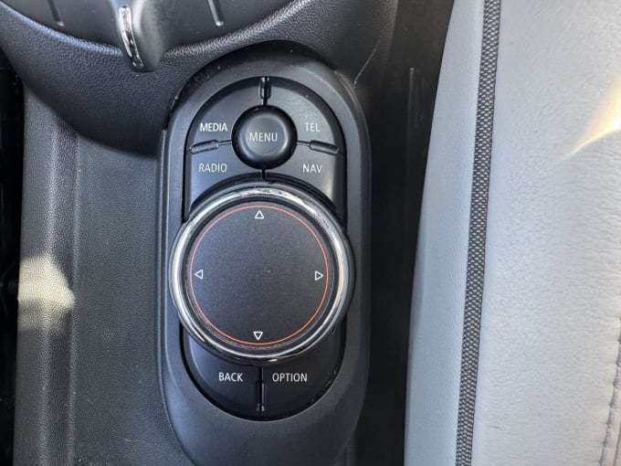 2025 Mini Hatch