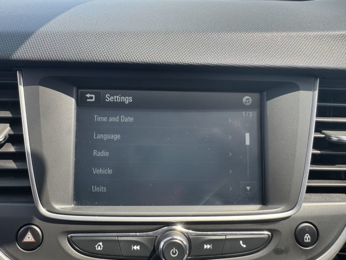 2025 Vauxhall Crossland X
