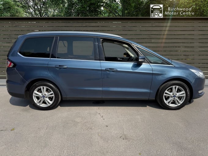 2025 Ford Galaxy