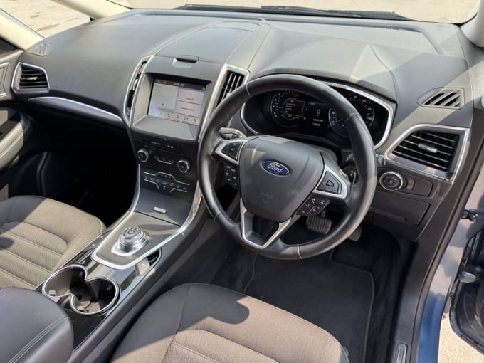 2025 Ford Galaxy