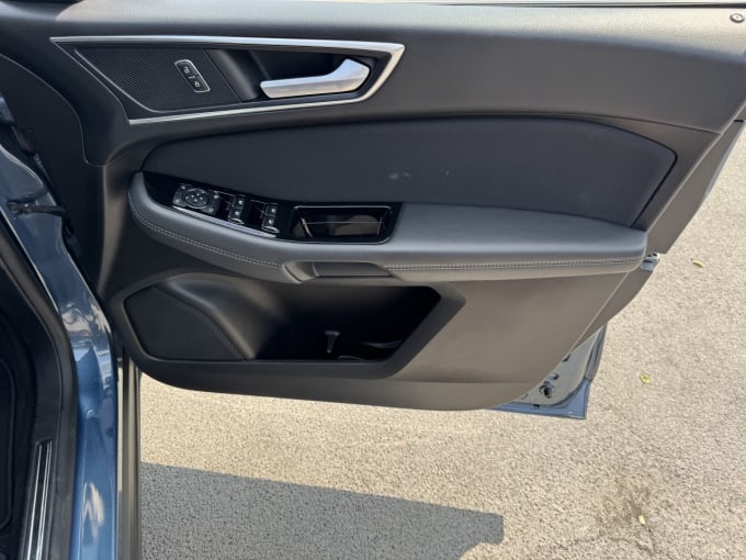 2025 Ford Galaxy