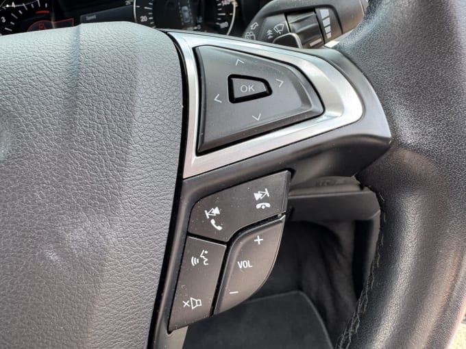 2025 Ford Galaxy