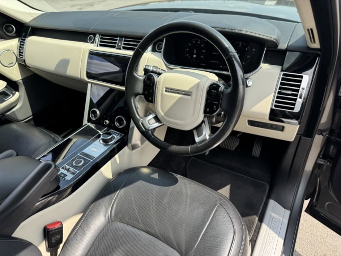 2025 Land Rover Range Rover