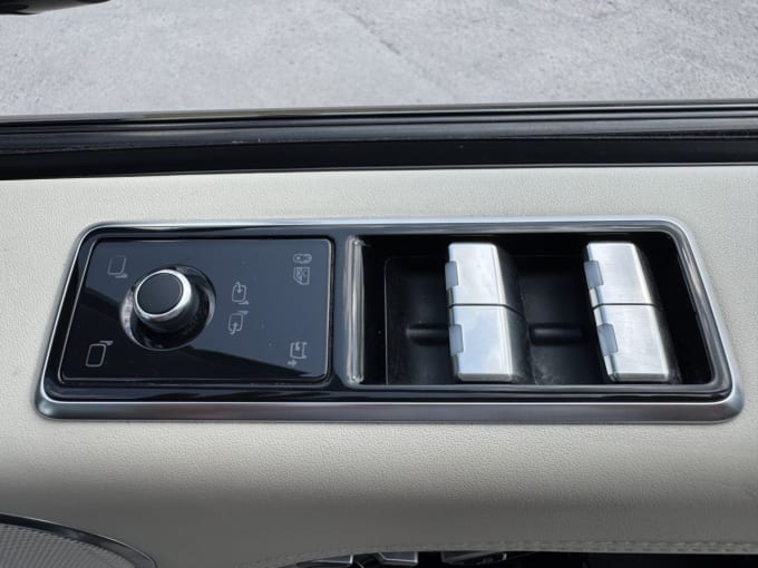 2025 Land Rover Range Rover