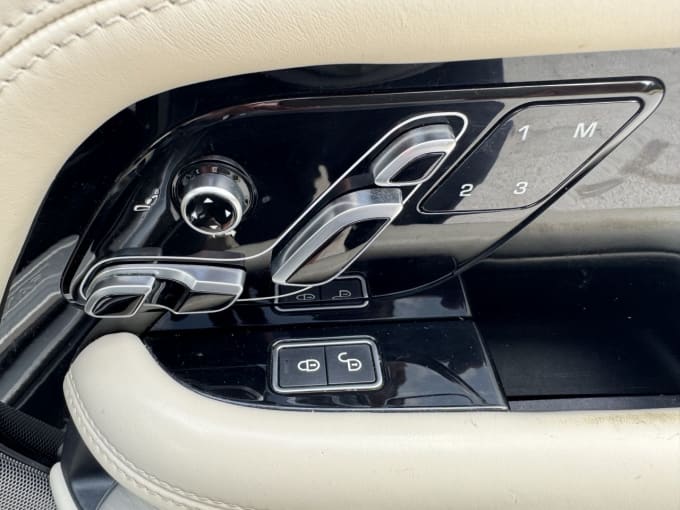 2025 Land Rover Range Rover