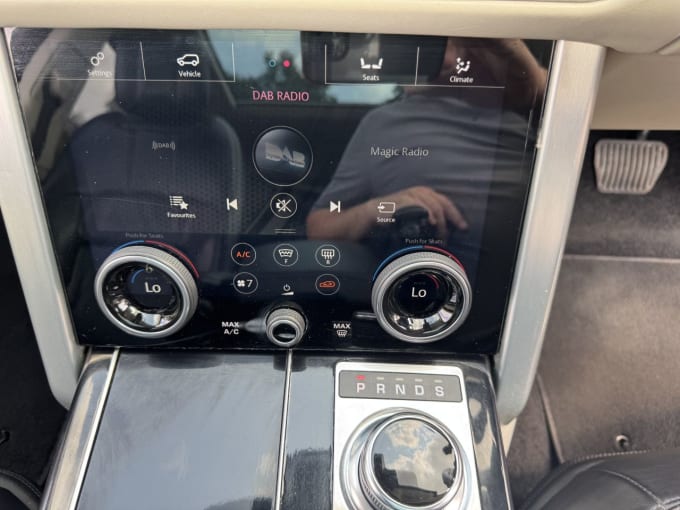 2025 Land Rover Range Rover