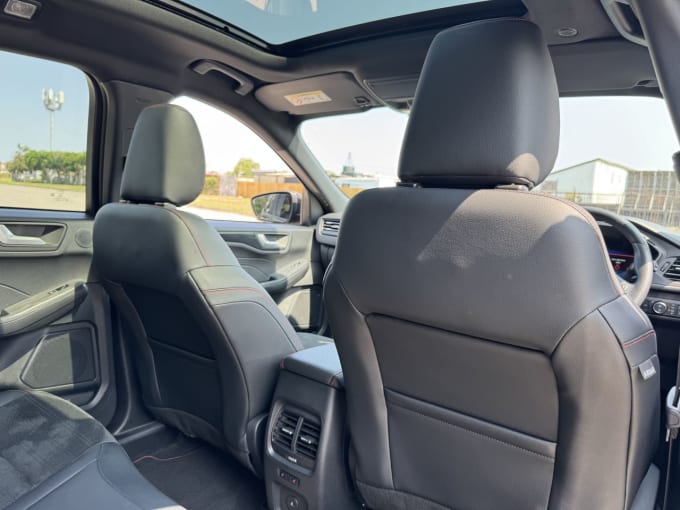 2025 Ford Kuga