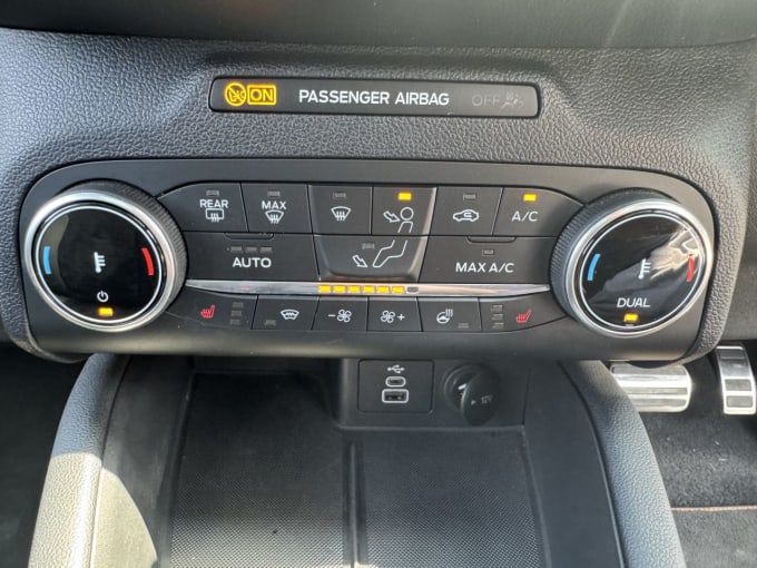 2025 Ford Kuga