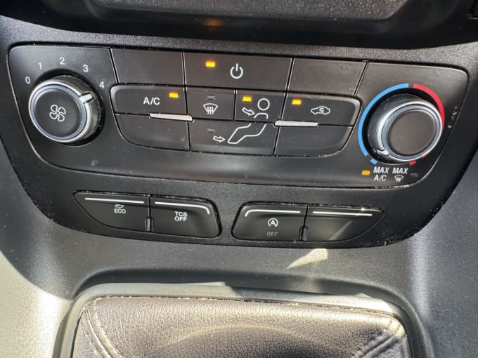 2025 Ford Transit Connect