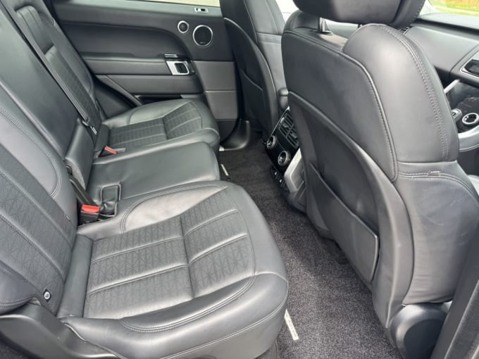 2025 Land Rover Range Rover Sport