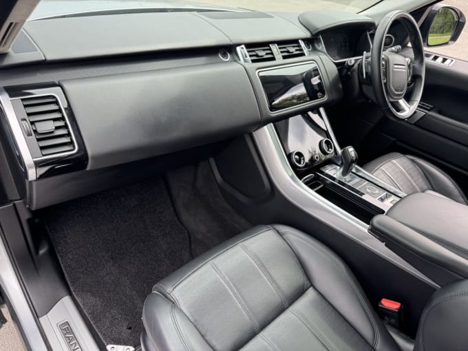 2025 Land Rover Range Rover Sport