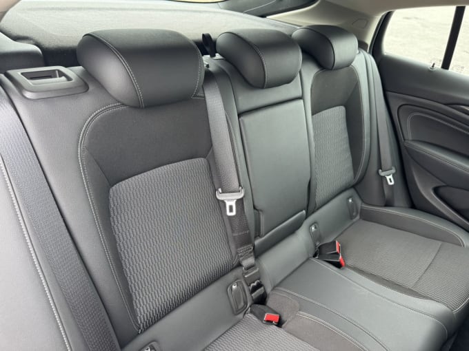 2018 Vauxhall Insignia
