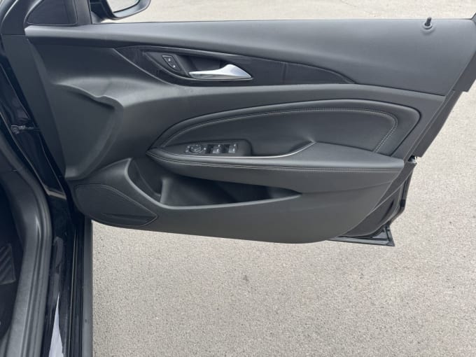 2018 Vauxhall Insignia
