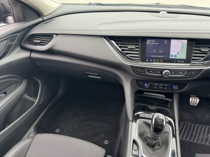 2018 Vauxhall Insignia
