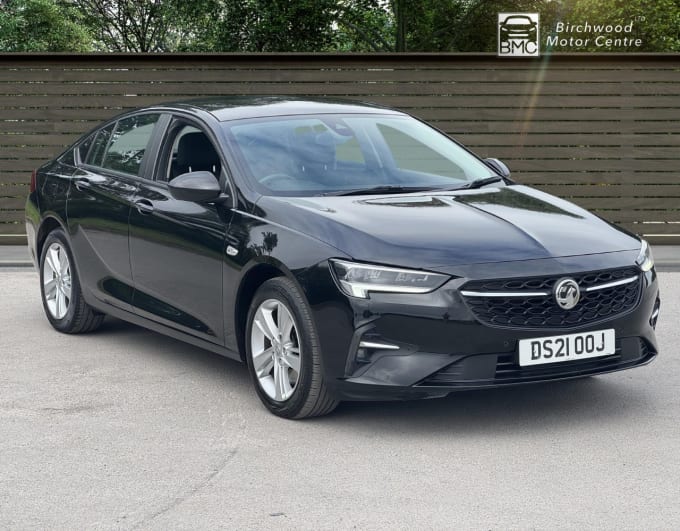 2025 Vauxhall Insignia