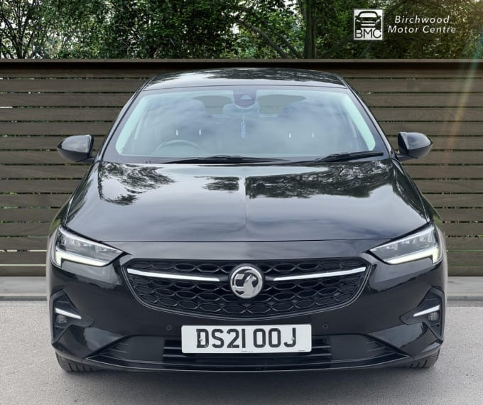 2025 Vauxhall Insignia
