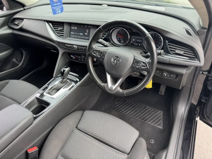 2025 Vauxhall Insignia