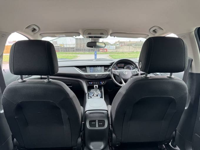 2025 Vauxhall Insignia