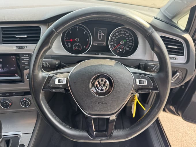 2025 Volkswagen Golf