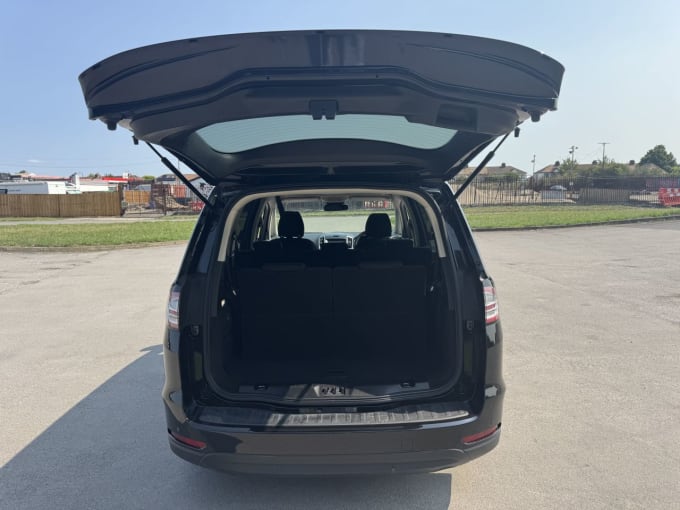 2025 Ford Galaxy