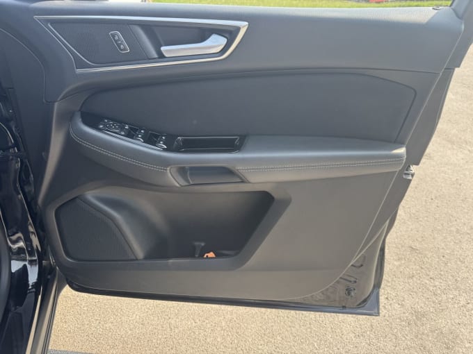 2025 Ford Galaxy