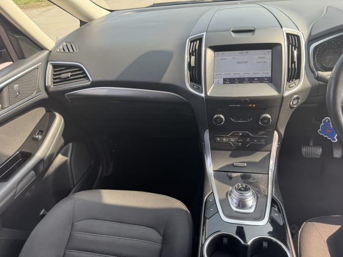 2025 Ford Galaxy
