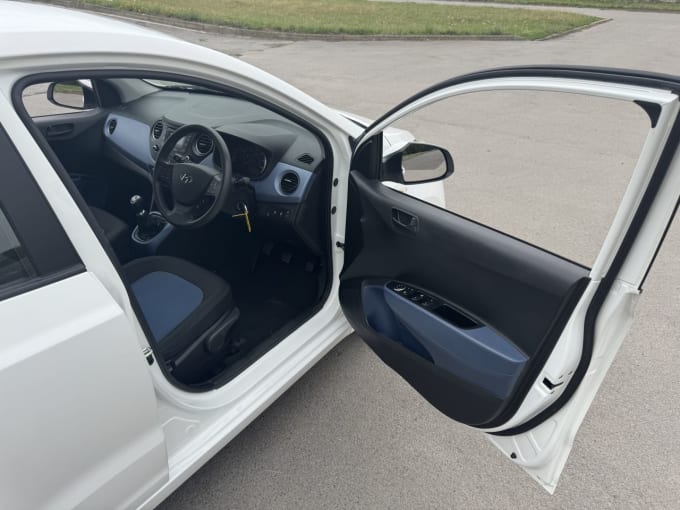 2025 Hyundai I10