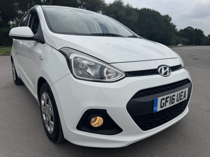 2025 Hyundai I10