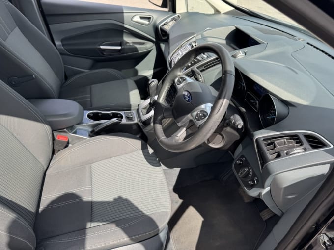 2025 Ford C-max
