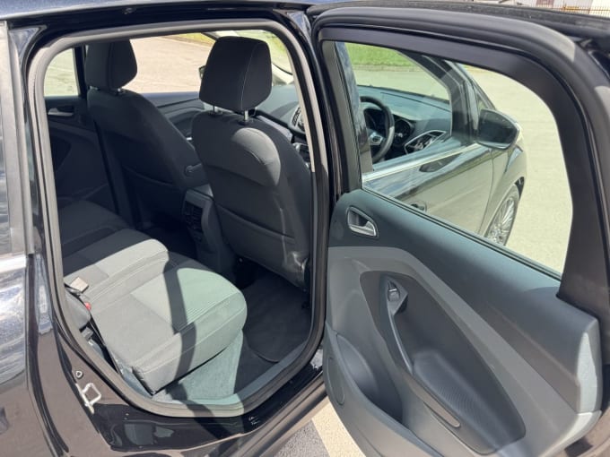2025 Ford C-max