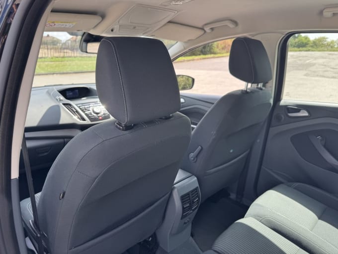 2025 Ford C-max