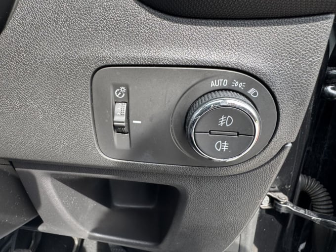 2025 Vauxhall Crossland