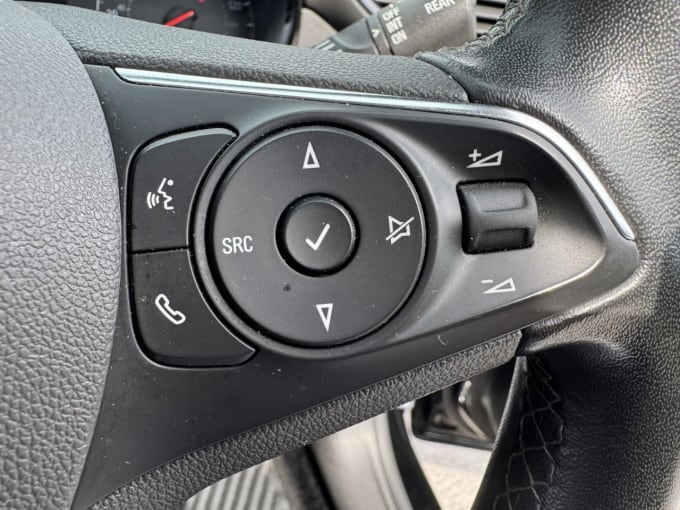2025 Vauxhall Crossland