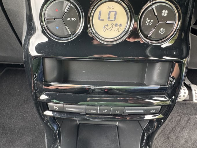 2025 Ds Automobiles Ds 3