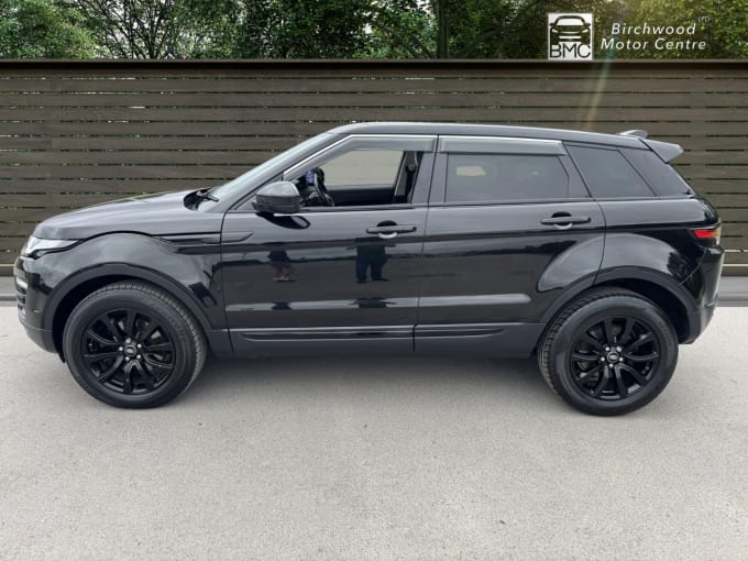 2025 Land Rover Range Rover Evoque