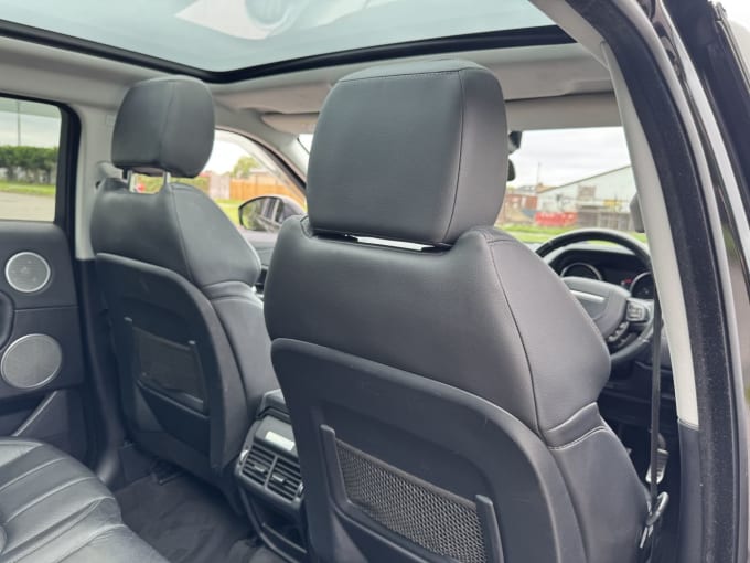 2025 Land Rover Range Rover Evoque