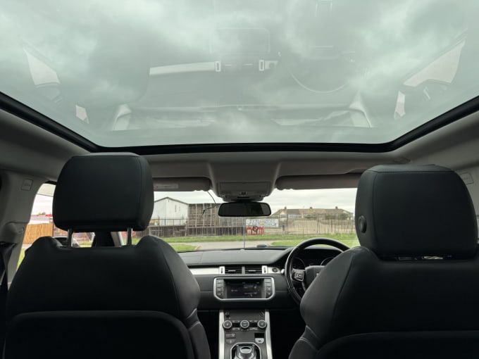 2025 Land Rover Range Rover Evoque