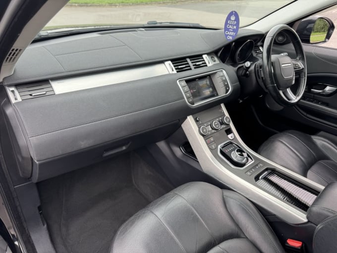 2025 Land Rover Range Rover Evoque