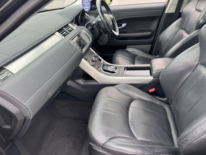 2025 Land Rover Range Rover Evoque