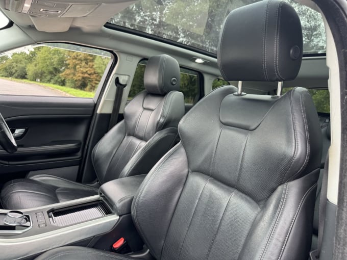 2025 Land Rover Range Rover Evoque