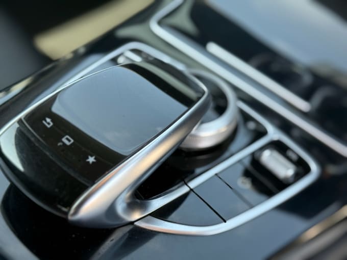 2025 Mercedes-benz C-class