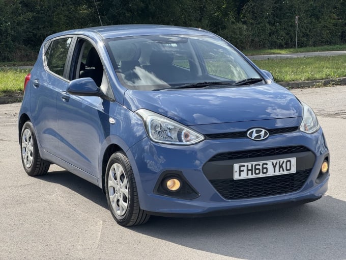 2025 Hyundai I10