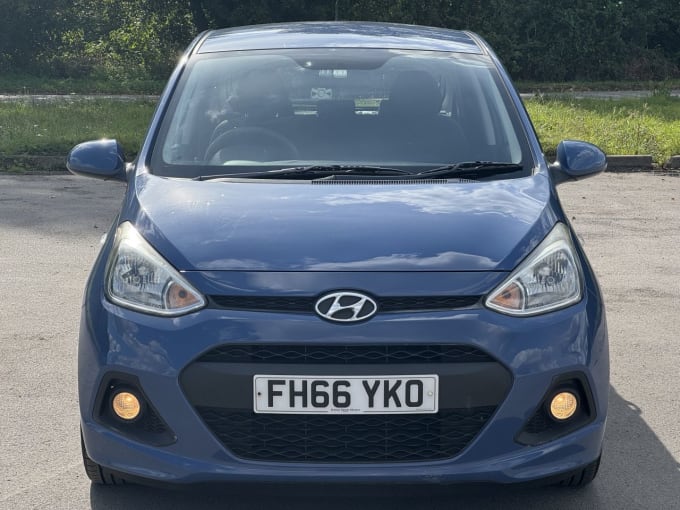 2025 Hyundai I10
