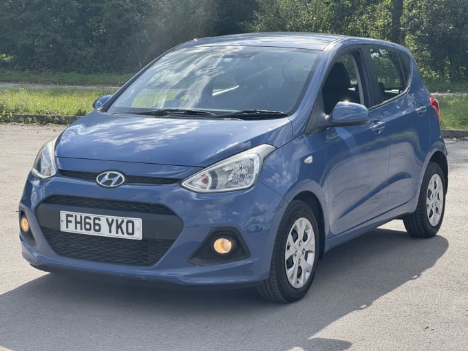 2025 Hyundai I10