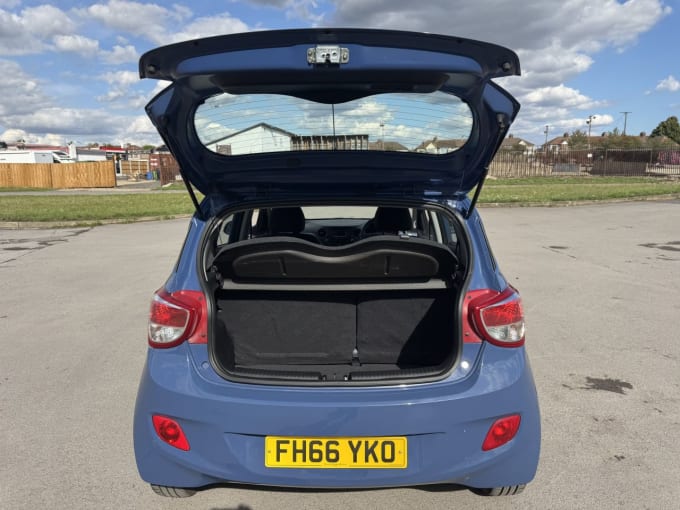 2025 Hyundai I10